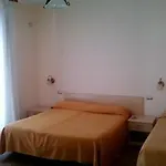 Santantonio 게스트하우스 4*